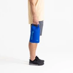 Sea To Summit Lightweight Dry Bag 25 Sea To Summit Lightweight Dry Bag -Sea To Summit 02 LightweightDryBag5LSurftheWebCarry